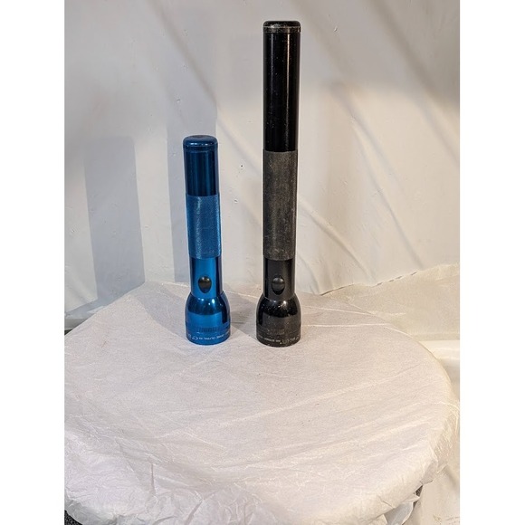 Mag-Lite Other - Maglite Flashlight Lot of 2‎ Blue & Black LED/Incandescent Heavy Duty Aluminum